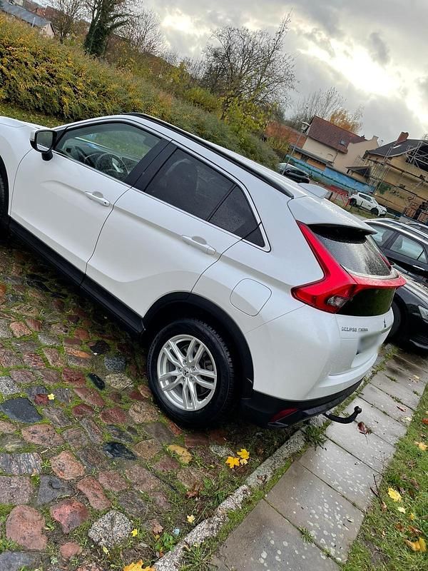 Gebraucht Mitsubishi Eclipse Cross 152 PS (111 kW) 2020 Weiß SUV