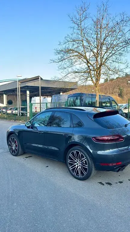 Gebraucht Porsche Macan Turbo Performance Package 441 PS (324 kW) 2018 Grau SUV