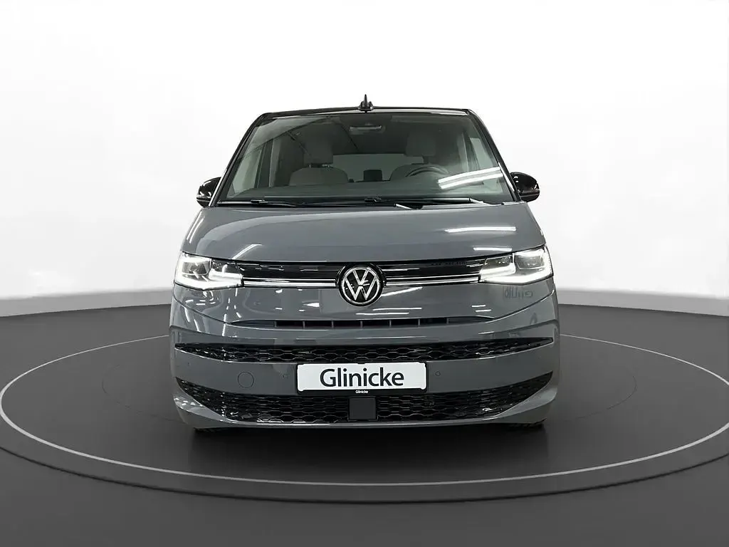 Gebraucht VW Multivan Edition 204 PS (150 kW) 2023 Grau Van / Kleinbus