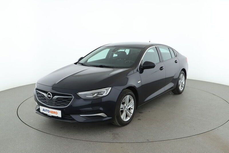 Schwarz Gebraucht 2018 Opel Insignia Innovation Limousine | 17.380 € (Etwas zu teuer) - Bild 1/4
