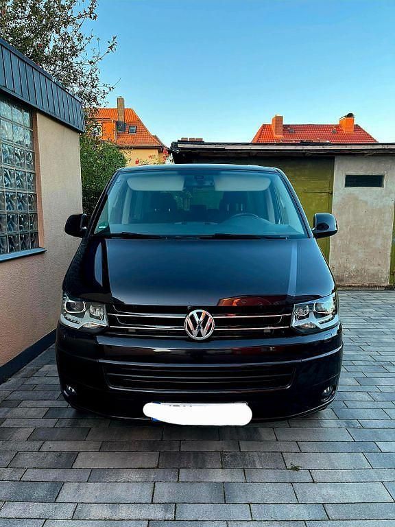 Braun Gebraucht 2013 VW Multivan Van | 25.500 € (Superpreis) - Bild 1/4
