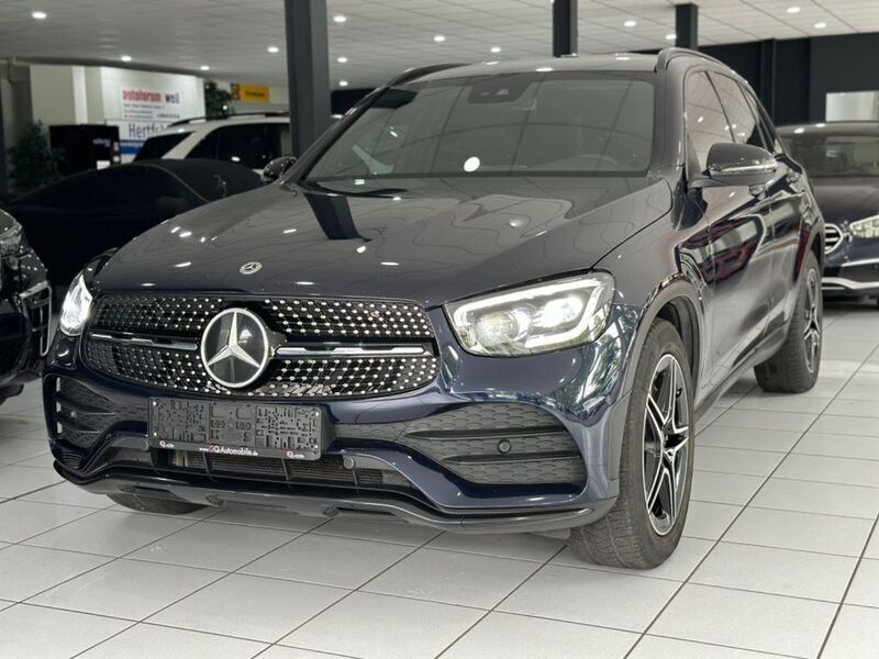 Cavansitblau metalliclack Gebraucht 2021 Mercedes GLC300 AMG line SUV | 34.900 € (Fairer Preis) - Bild 1/4