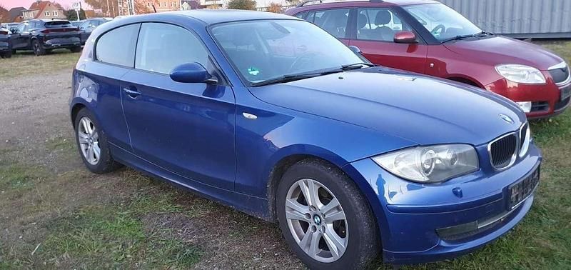 Blau Gebraucht 2007 BMW 116 Kleinwagen | 2.700 € (Superpreis) - Bild 1/4