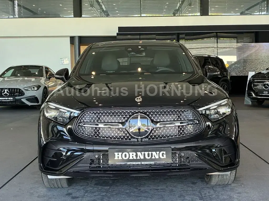 Gebraucht Mercedes GLC450 AMG 367 PS (269 kW) 2026 Schwarz SUV