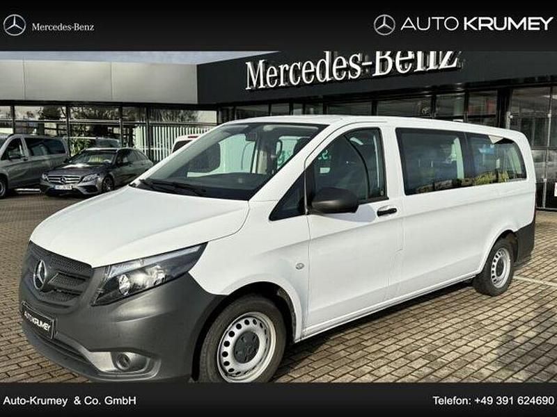 Weiß Gebraucht 2019 Mercedes Vito Van / Kleinbus | 29.000 € (Teuer) - Bild 1/4