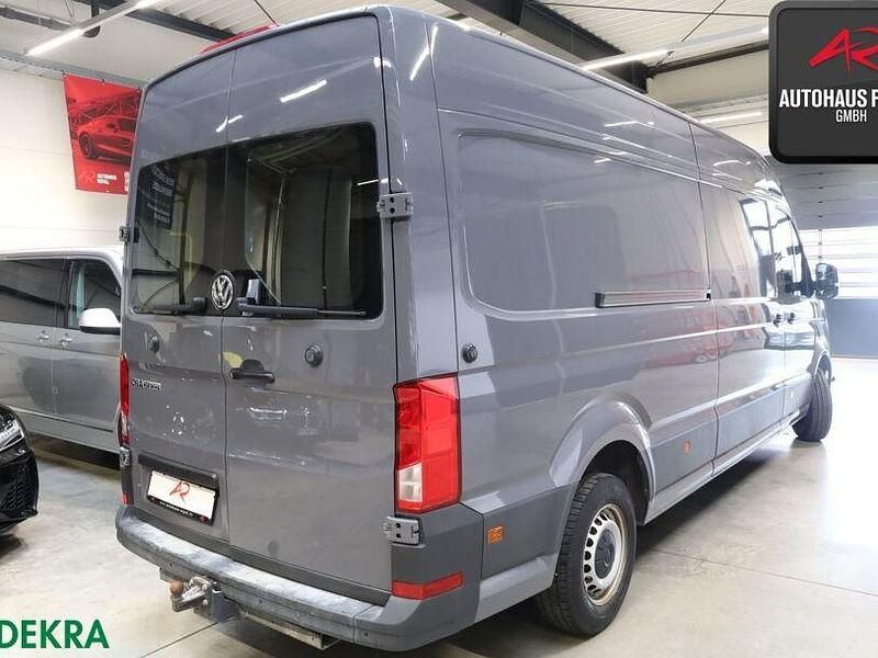 Gebraucht VW Crafter 140 PS (102 kW) 2020 Grau Van
