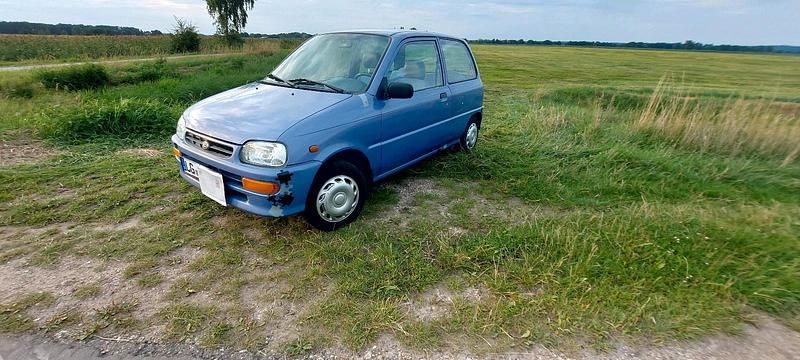 Violet Gebraucht 1996 Daihatsu Cuore Kleinwagen | 1.500 € - Bild 1/4