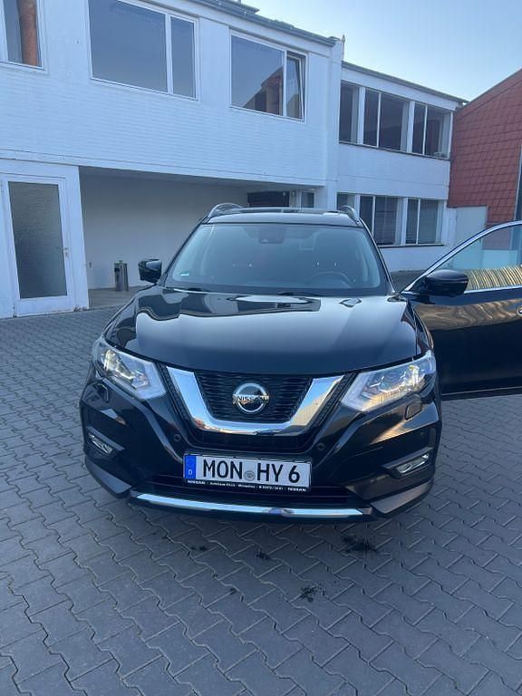 Schwarz Gebraucht 2019 Nissan X-Trail Tekna SUV | 18.100 € (Fairer Preis) - Bild 1/4