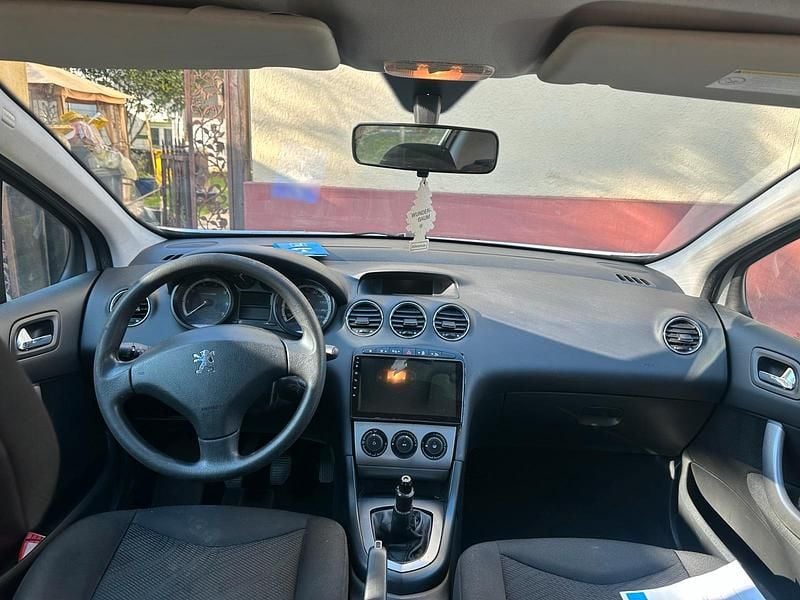 Gebraucht Peugeot 308 90 PS (66 kW) 2009 Silber Kombi