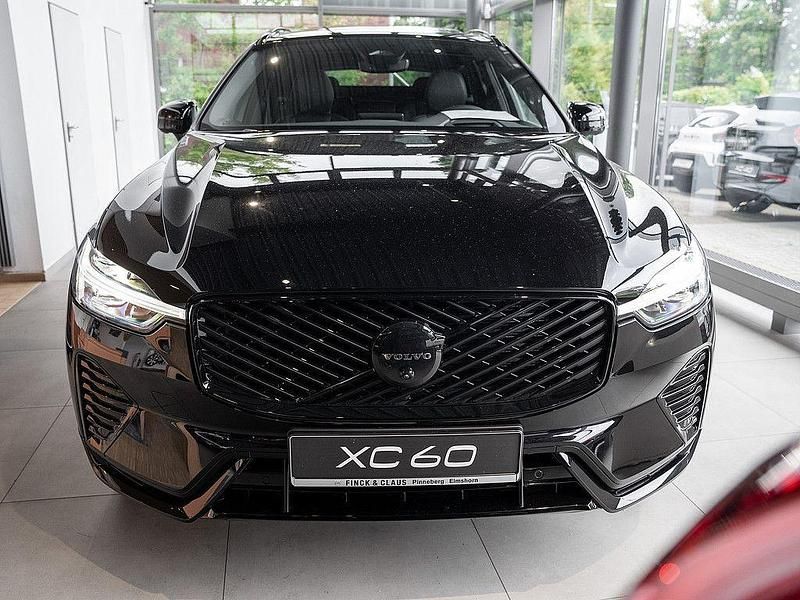 Nowe Volvo XC60 Plus 455 KM (334 kW) 2025 Czarny SUV