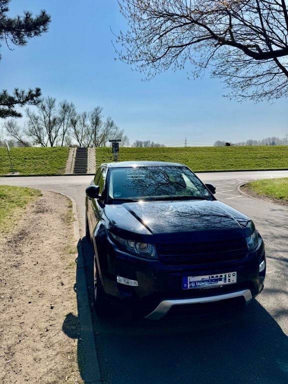 Schwarz Gebraucht 2011 Land Rover Range Rover evoque Dynamic SUV | 13.650 € (Fairer Preis) - Bild 1/4