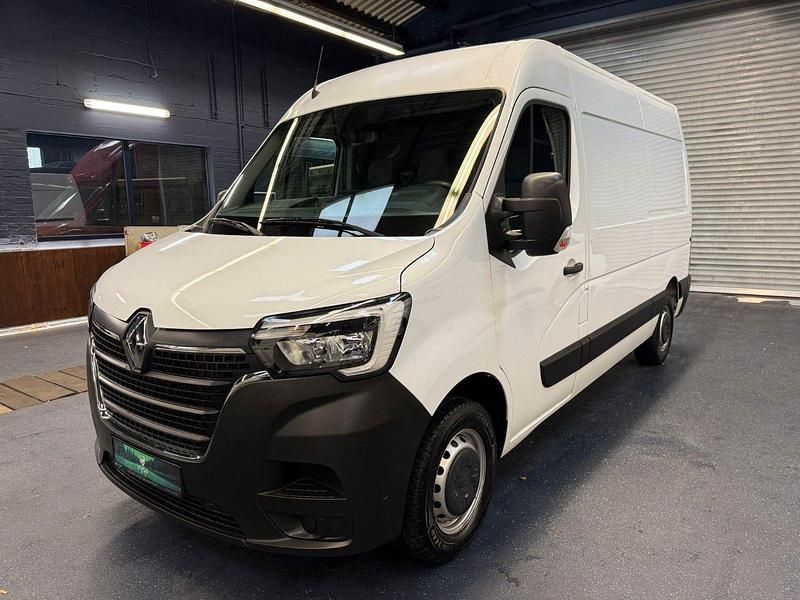 Weiß Gebraucht 2020 Renault Master Van | 19.450 € - Bild 1/4