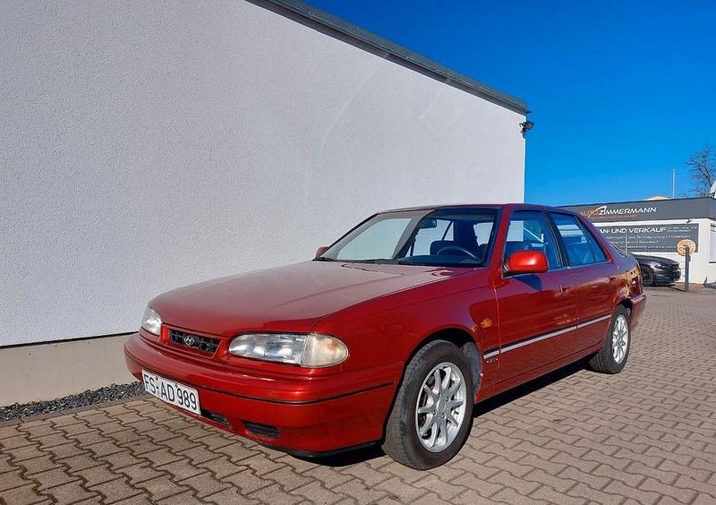 Gebraucht Hyundai Sonata GLS 145 PS (106 kW) 1992 Rot Limousine