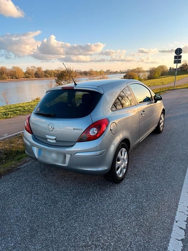 Gebraucht Opel Corsa 69 PS (50 kW) 2010 Grau Kleinwagen