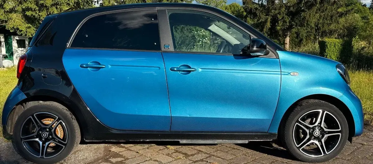 Gebraucht Smart ForFour Electric Drive 60 kW (82 PS) 2022 Blau Kleinwagen