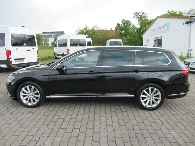 Gebraucht VW Passat Highline 190 PS (139 kW) 2015 Schwarz Kombi