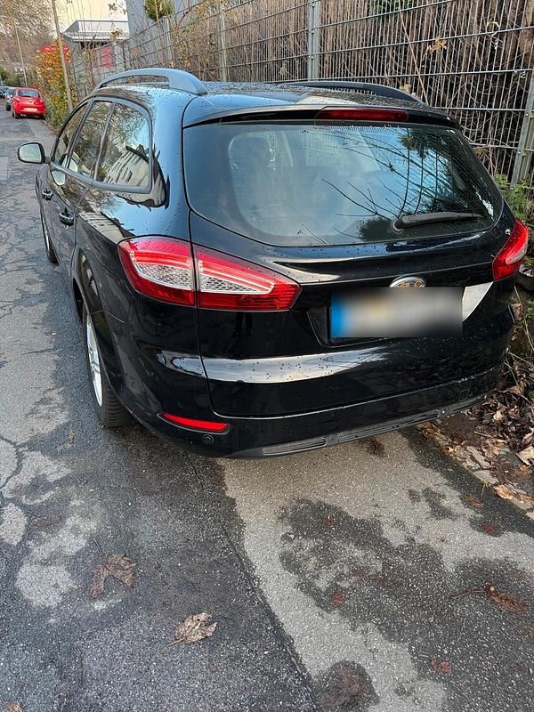 Andere farben Gebraucht 2011 Ford Mondeo Kombi | 4.800 € (Teuer) - Bild 1/4