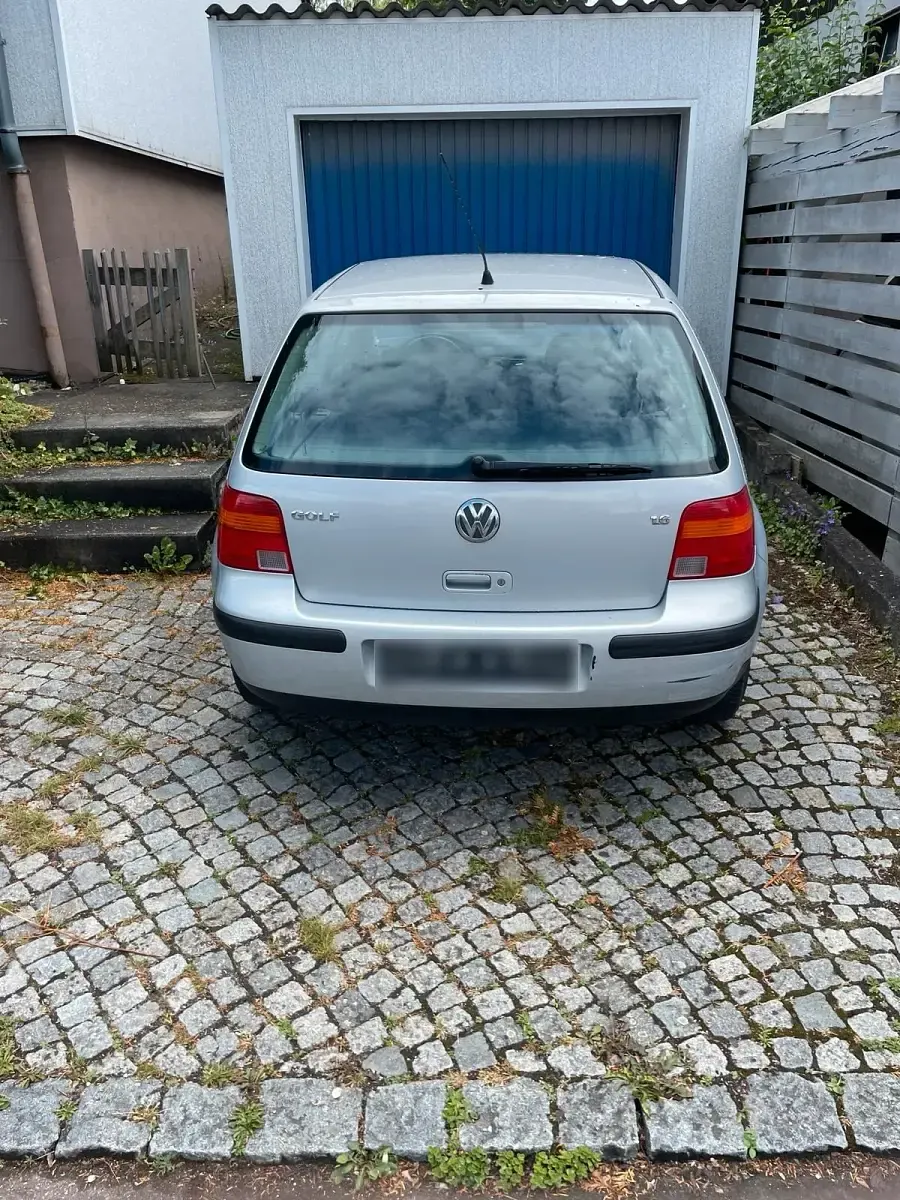 Gebraucht VW Golf 101 PS (74 kW) 2000 Silber Coupé