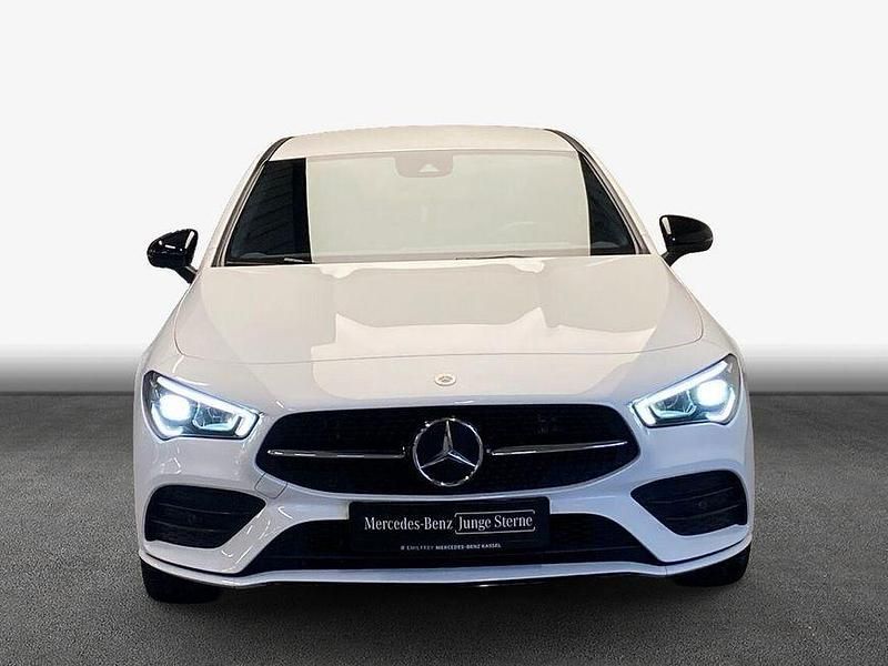 Gebraucht Mercedes CLA250e Advanced 218 PS (160 kW) 2021 Weiß Limousine