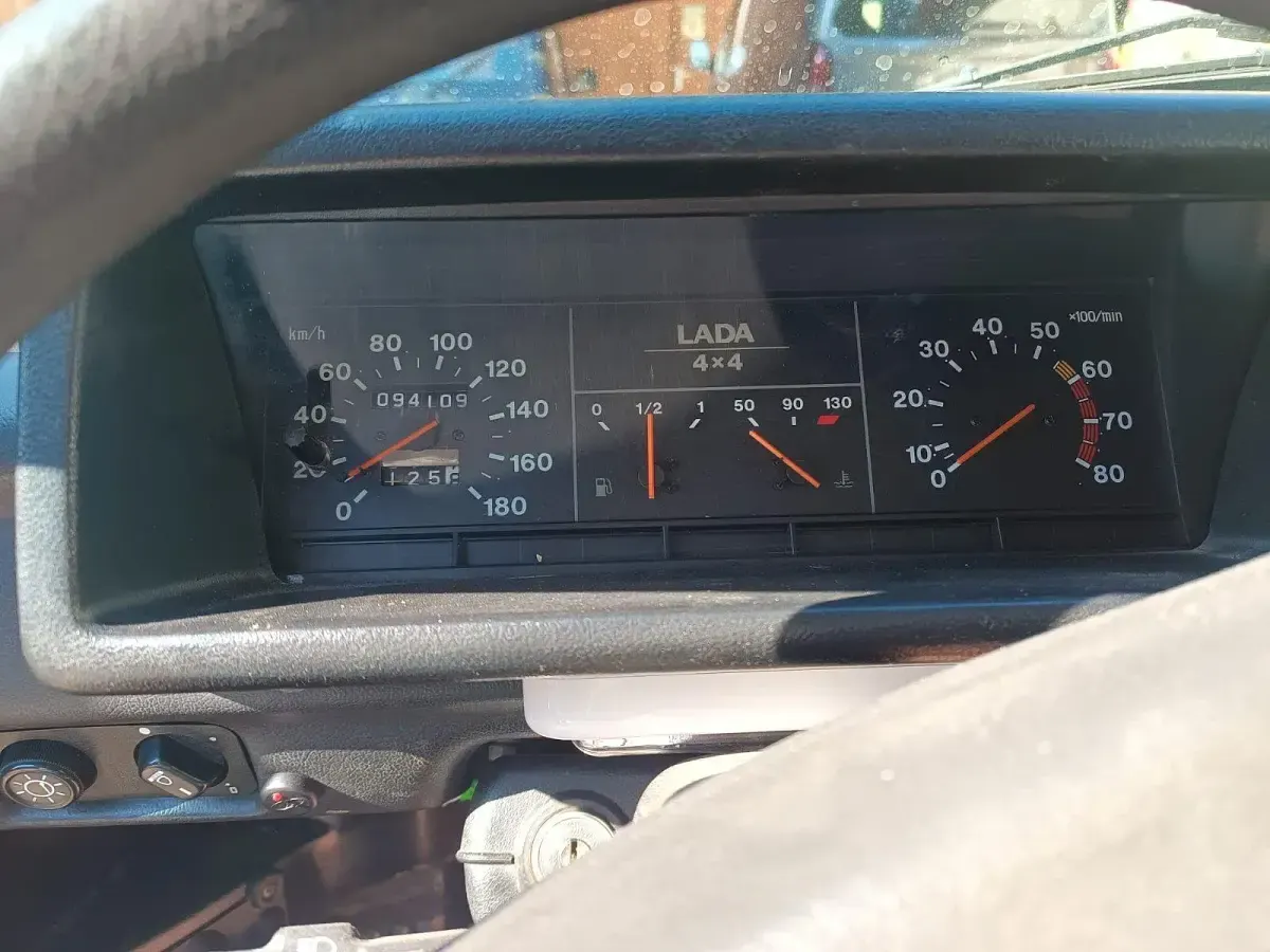 Gebraucht Lada niva 82 PS (60 kW) 2009 SUV