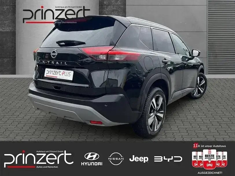 Gebraucht Nissan X-Trail N-Connecta 163 PS (119 kW) 2024 Black pearl SUV