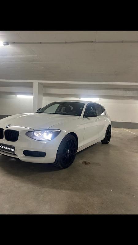 Weiß Gebraucht 2012 BMW 114 Kleinwagen | 7.700 € (Fairer Preis) - Bild 1/4