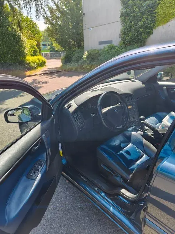Gebraucht Volvo S60 Summum 185 PS (136 kW) 2006 Blau Limousine