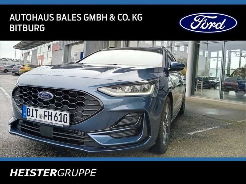 Blau Gebraucht 2024 Ford Focus ST-Line Kleinwagen | 25.900 € (Fairer Preis) - Bild 1/4