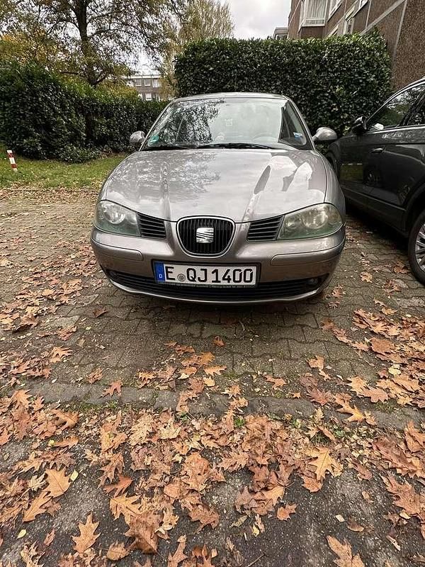 Gebraucht 2004 Seat Ibiza Stella Limousine | 1.700 € (Teuer) - Bild 1/4