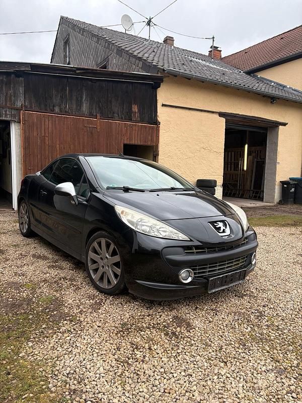 Gebraucht Peugeot 207 CC 120 PS (88 kW) 2008 Schwarz Cabrio