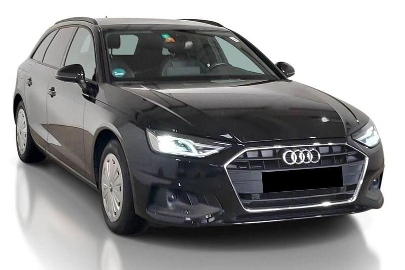 Gebraucht Audi A4 S-Line 163 PS (119 kW) 2021 Schwarz Kombi