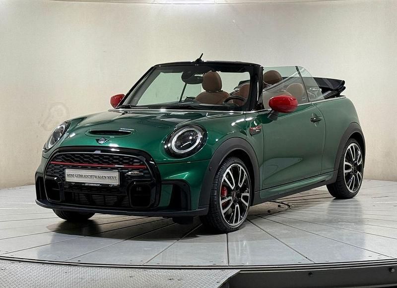 Grün Gebraucht 2022 Mini John Cooper Works Cabriolet Cabrio | 33.890 € (Fairer Preis) - Bild 1/4