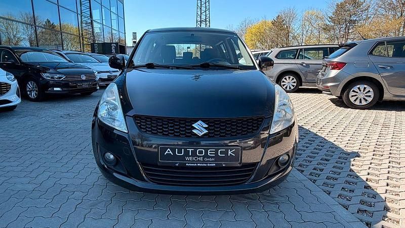 Gebraucht Suzuki Swift 94 PS (69 kW) 2012 Schwarz Kleinwagen