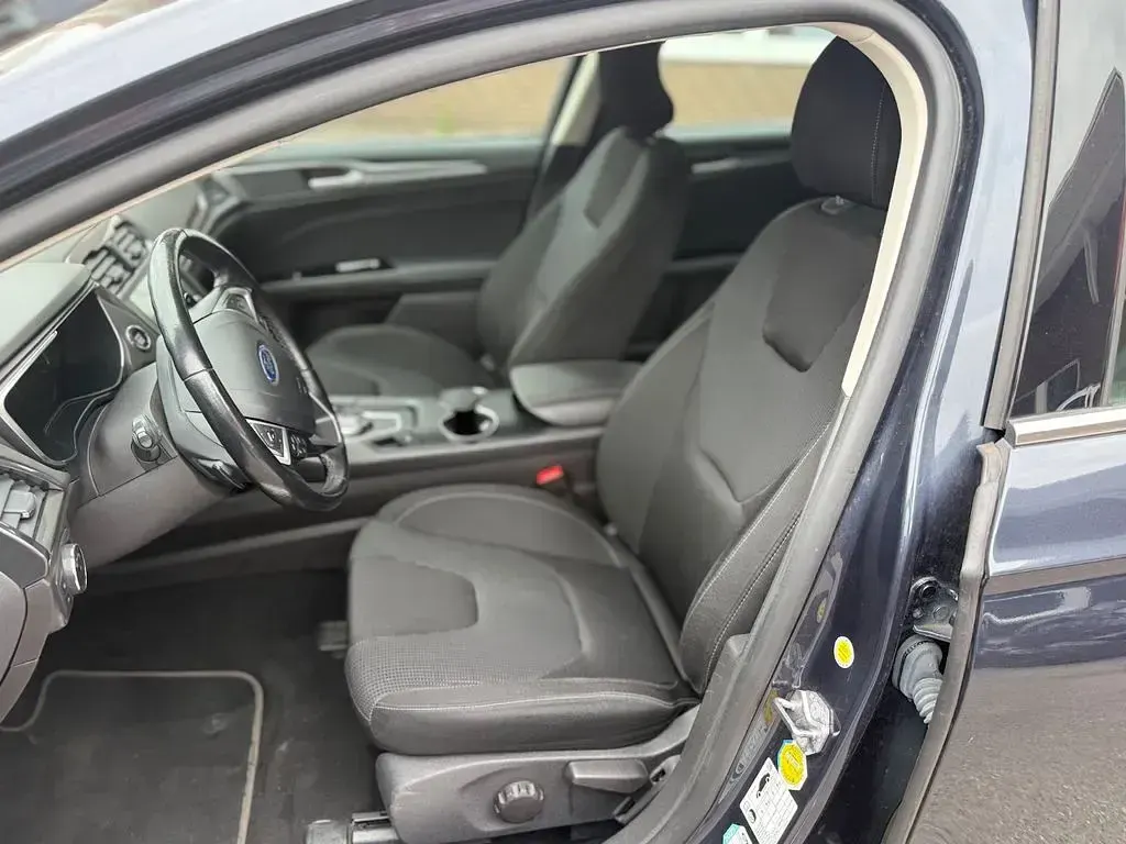 Gebraucht Ford Mondeo Titanium 190 PS (139 kW) 2021 Blau Limousine