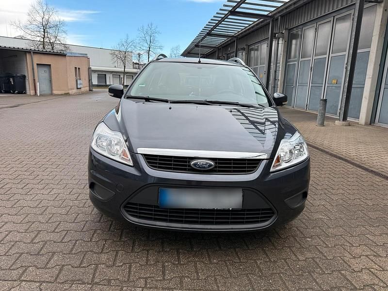Usata Ford Focus 100 CV (73 kW) 2010 Grigio Station wagon