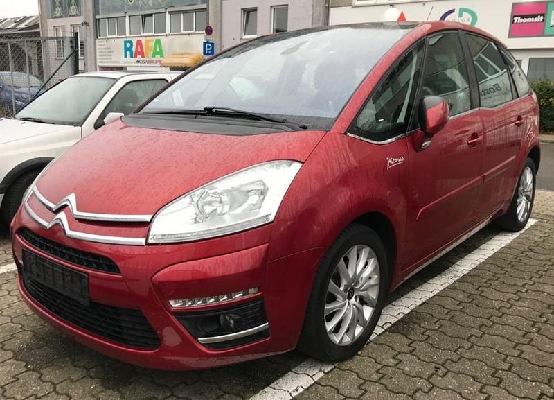Rot Gebraucht 2011 Citroën C4 Picasso Exclusive Van / Kleinbus | 4.490 € (Fairer Preis) - Bild 1/4