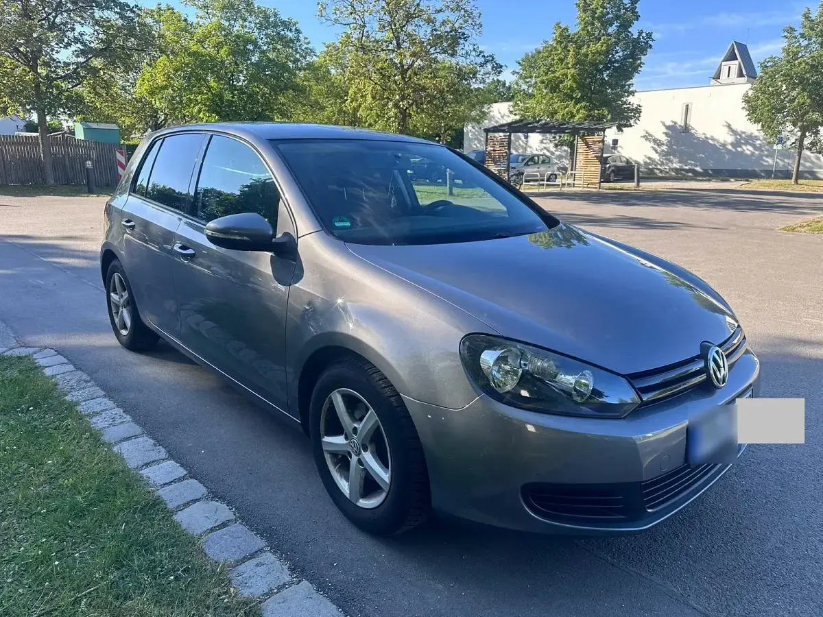 Usata VW Golf VI 80 CV (58 kW) 2010 Grigio Utilitaria