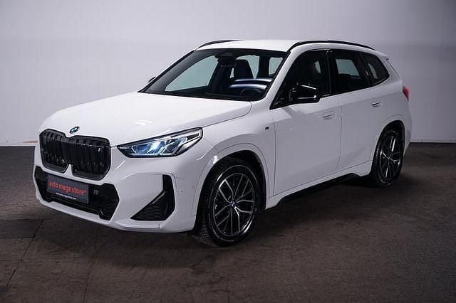 Weiß Gebraucht 2023 BMW iX1 M Sport SUV | 39.899 € (Superpreis) - Bild 1/4