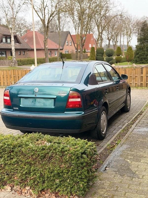 Gebraucht Skoda Octavia 75 PS (55 kW) 1997 Blau Limousine