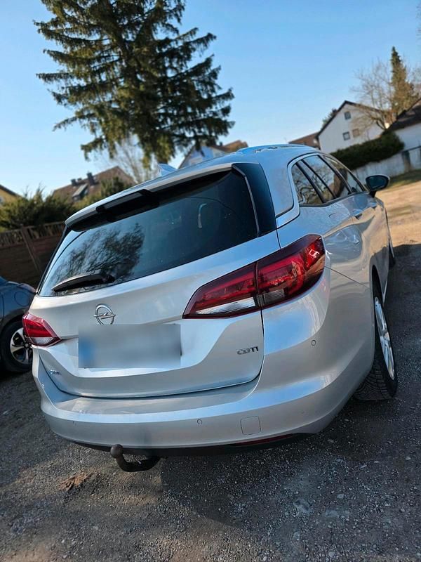 Gebraucht Opel Astra 100 PS (73 kW) 2017 Silber Kombi