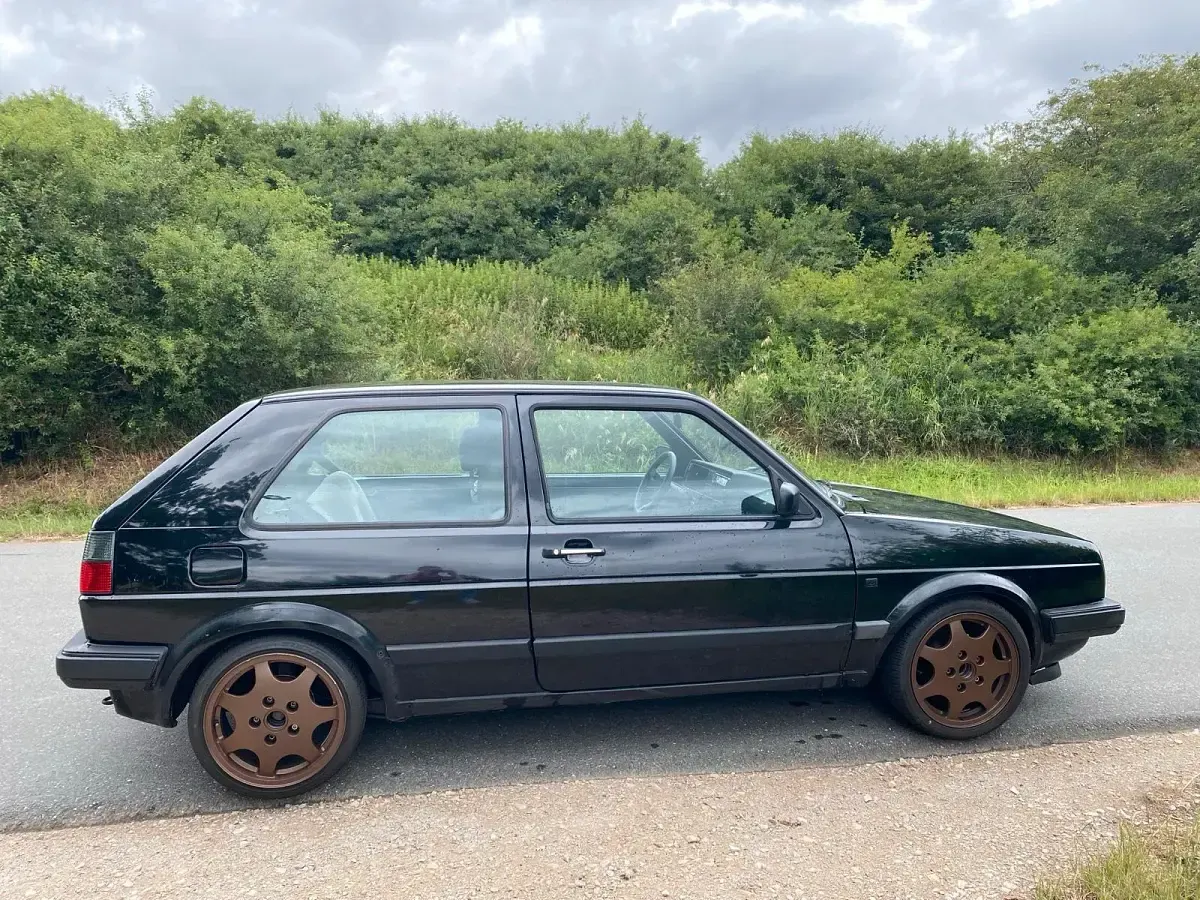 Gebraucht VW Golf II 69 PS (50 kW) 1989 Schwarz Kleinwagen