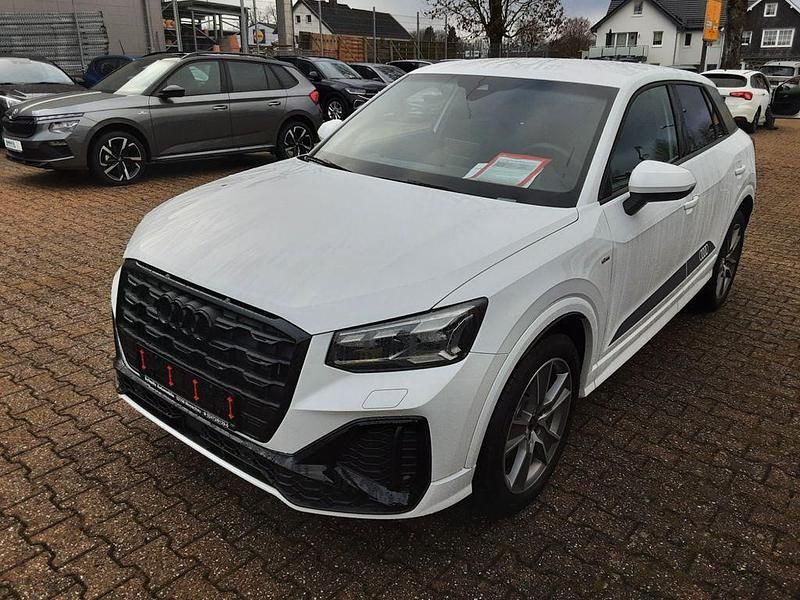 Gebraucht Audi Q2 S-Line 150 PS (110 kW) 2025 Weiß SUV