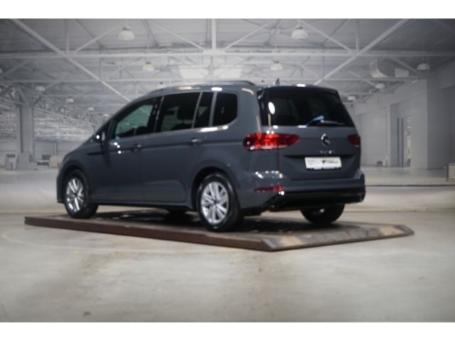 Gebraucht VW Touran Highline 150 PS (110 kW) 2022 Andere farbe Van / Kleinbus