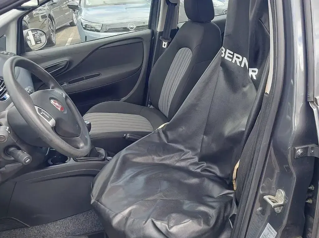 Gebraucht Fiat Punto 77 PS (56 kW) 2017 Grau Kleinwagen