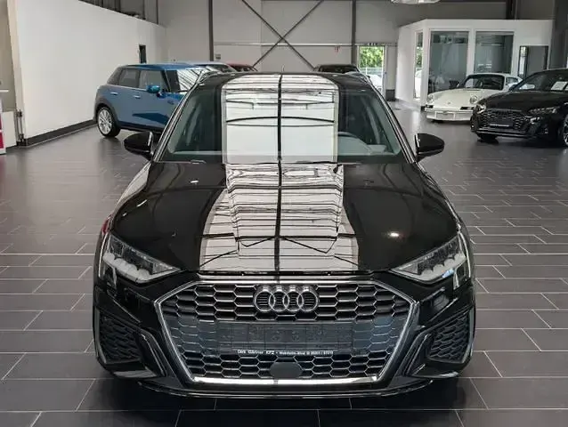 Gebraucht Audi A3 S-Line 150 PS (110 kW) 2022 Schwarz Limousine