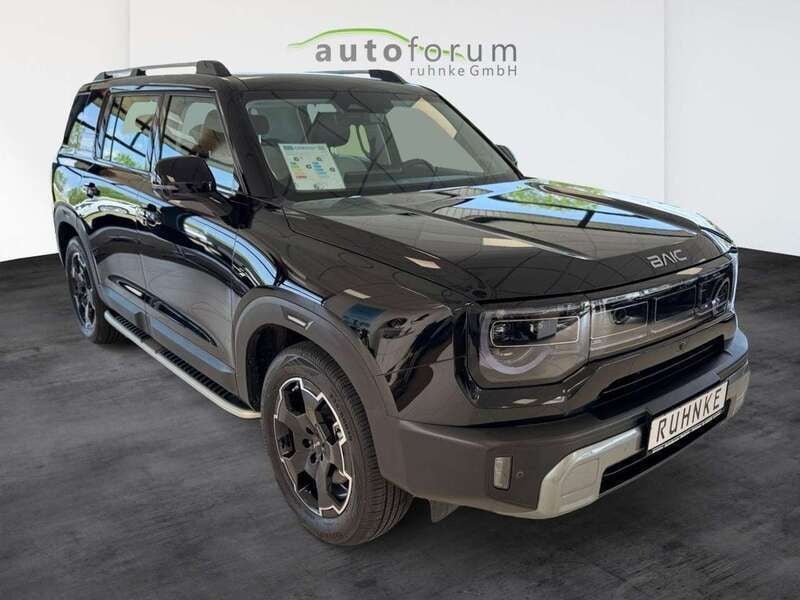 Schwarz metallic Neu 2025 Baic BJ30 SUV | 36.990 € (Fairer Preis) - Bild 1/4