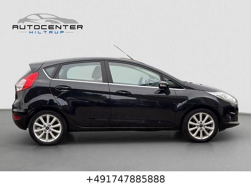 Gebraucht Ford Fiesta Titanium 125 PS (91 kW) 2017 Schwarz Kombi