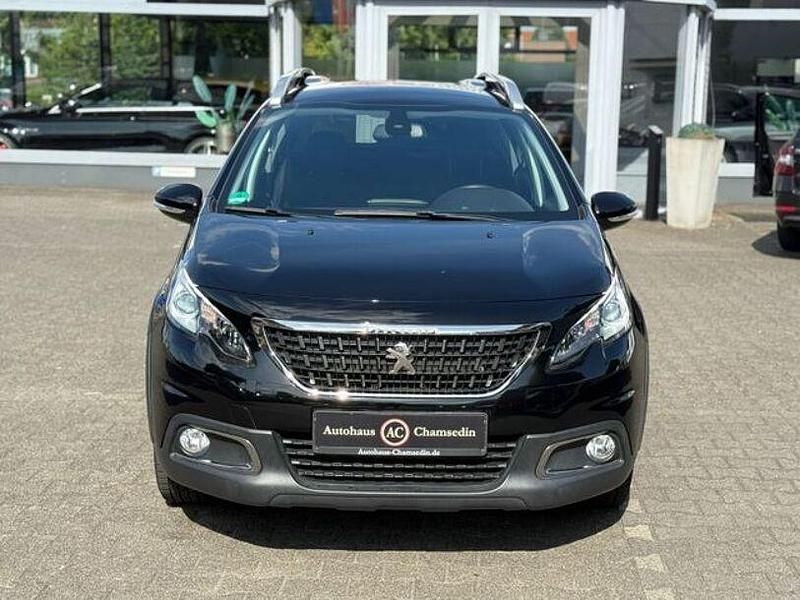 Schwarz Gebraucht 2019 Peugeot 2008 Signature Sky SUV | 11.990 € (Fairer Preis) - Bild 1/4