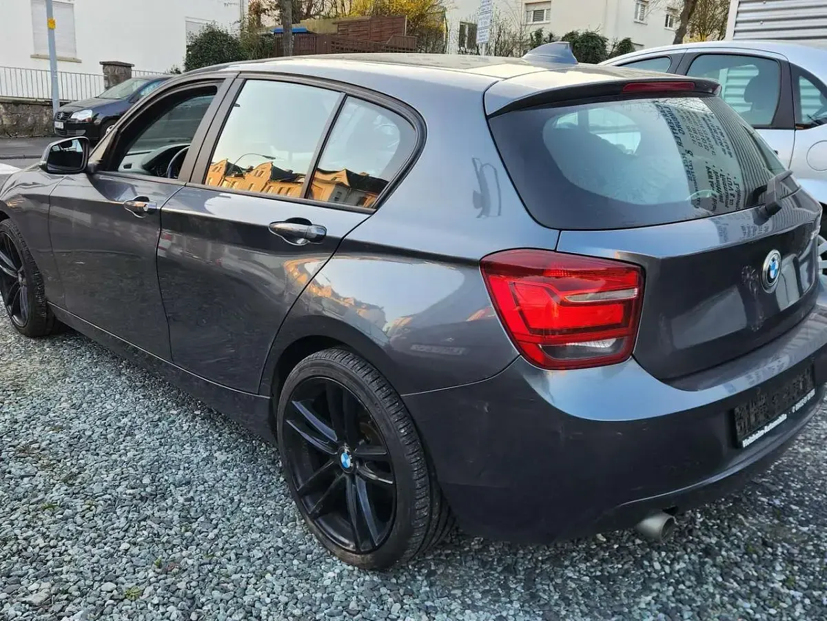 Gebraucht BMW 118 143 PS (105 kW) 2013 Mineralgrau metallic Kleinwagen