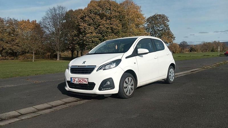 Weiß Gebraucht 2020 Peugeot 108 Active Kleinwagen | 6.800 € (Fairer Preis) - Bild 1/4